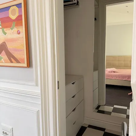Historical French Style Apartment *