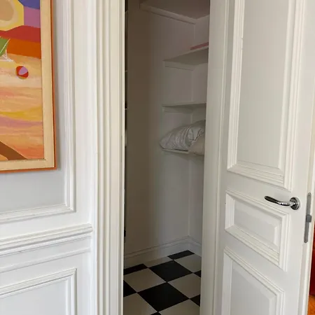 Historical French Style Apartment Odesa